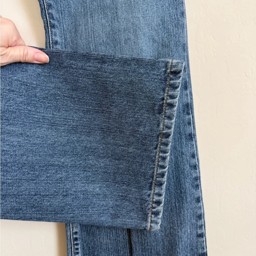Y2K GAP low rise flare medium wash Rory Gilmore 2004